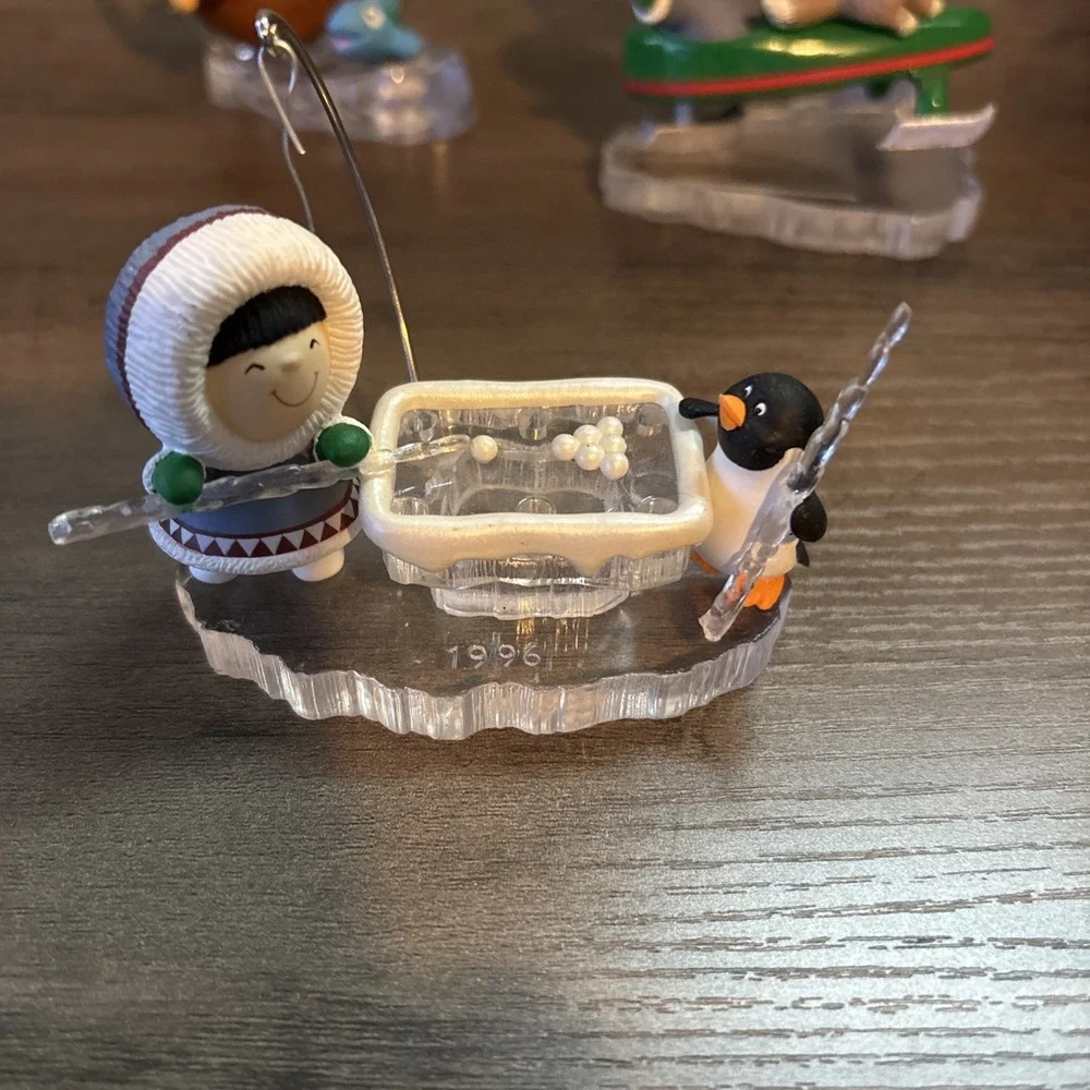 Hallmark Frosty Friends 1996 1997 Gibson Walrus Ice Fishing Penguin Wolf Pup Lot